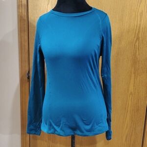 Spyder base layer turquoise blue green warm finger hole sleeve euc